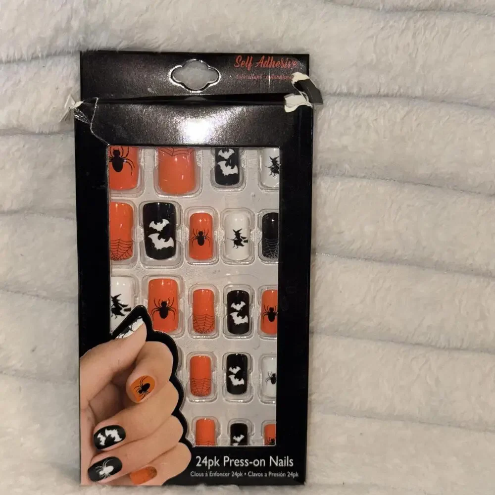 Halloween Press‎ On Nail Set 24 Piece Spider Bat Spooky Black Orange White